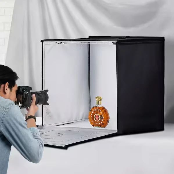 PHOTOGRAPER BOX
